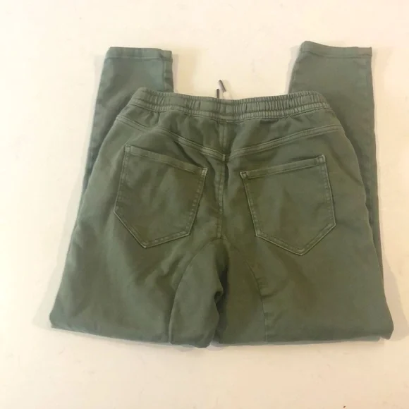 Women’s Jogger Pants - Picture 4 of 4